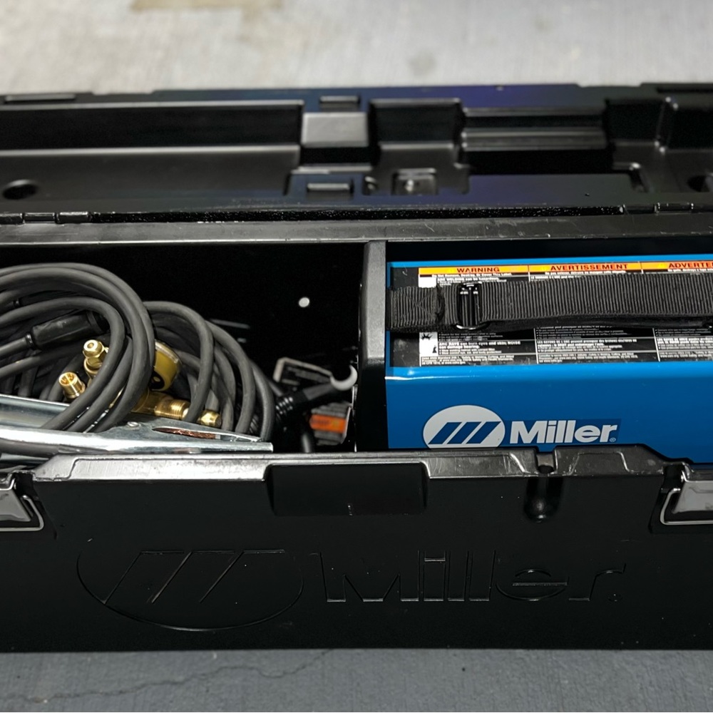 Miller Maxstar 161 STL TIG And Stick Welder With X-Case (907710001) - Picture 2 of 5